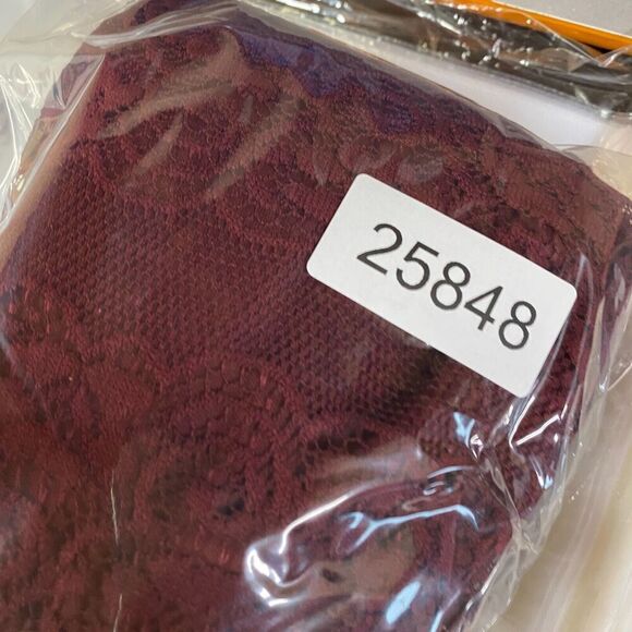 GB Blouse Women S Small Red Striped Crochet Lined 3/4 Sleeve Round Neck Casual - Picture 8 of 8